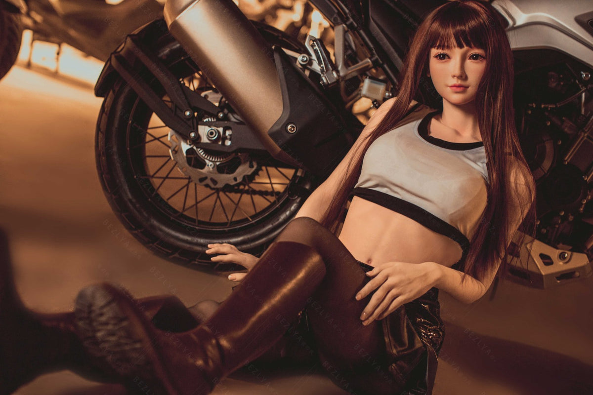 Houx poupée sexuelle (Bezlya Doll 160 cm bonnet C 2.1 Silicone)