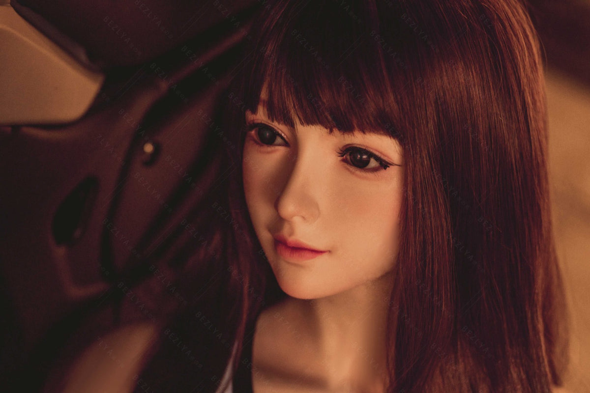 Houx poupée sexuelle (Bezlya Doll 160 cm bonnet C 2.1 Silicone)