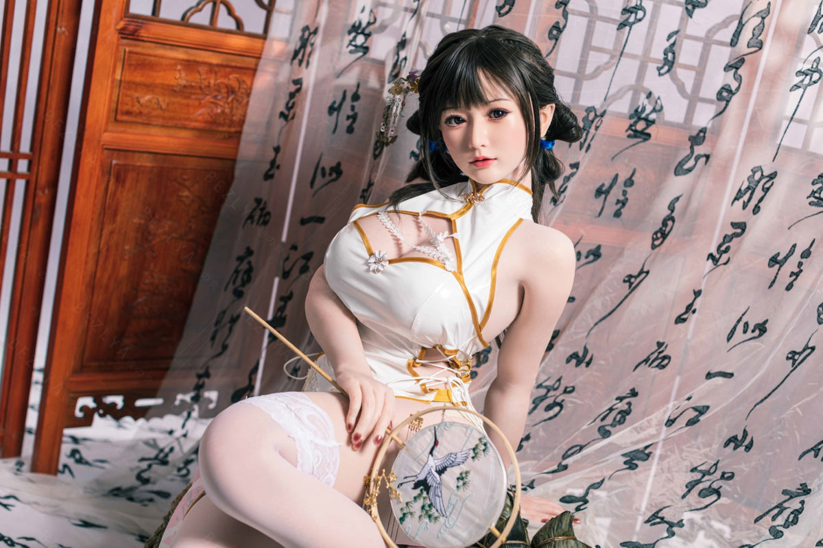 Platycodone poupée sexuelle (Bezlya Doll 155 cm E-cup 2.2CF Silicone)