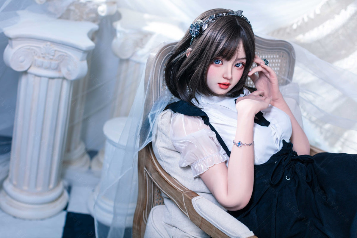 Convallarie poupée sexuelle (Bezlya Doll 155 cm bonnet B 2.1 Silicone)