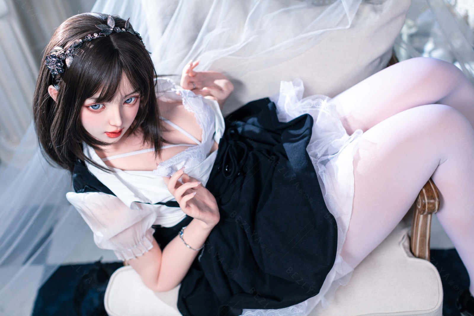 Convallarie poupée sexuelle (Bezlya Doll 155 cm bonnet B 2.1 Silicone)