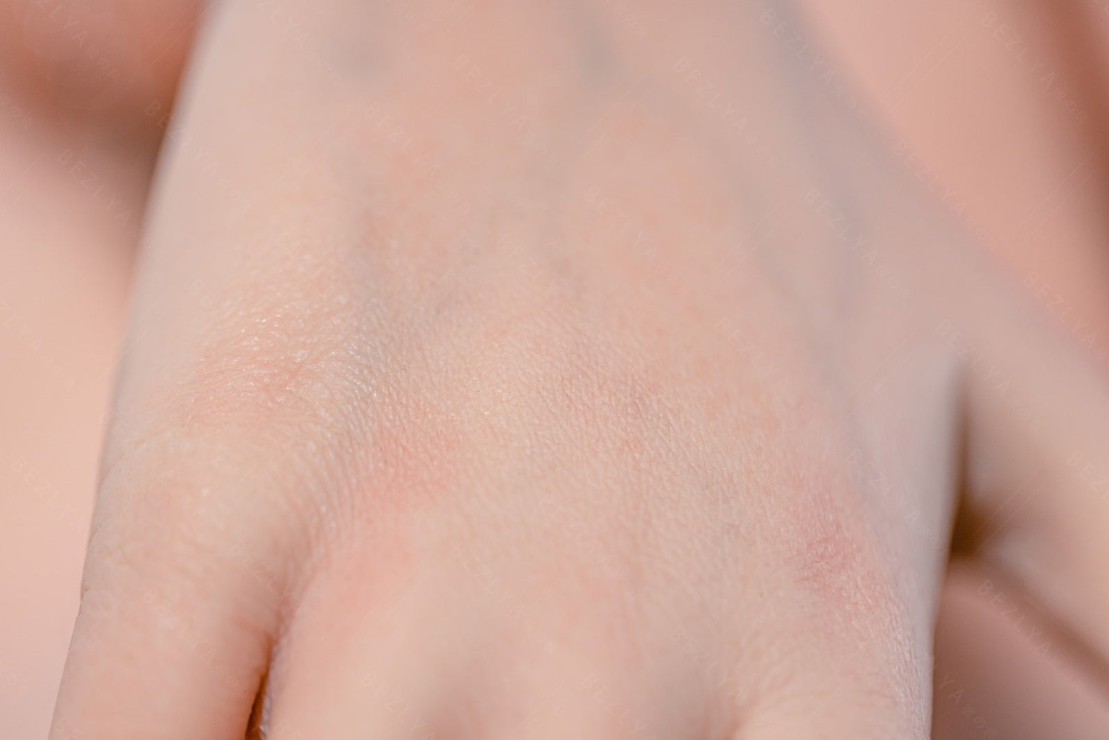 Convallarie poupée sexuelle (Bezlya Doll 155 cm bonnet B 2.1 Silicone)