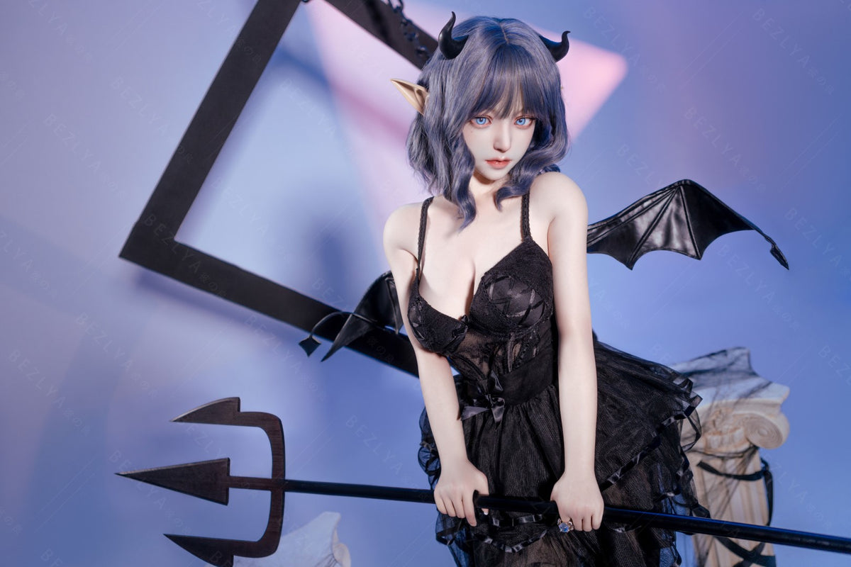 Bambola del sesso Campanula (Bezlya Doll 149 cm Coppa D 2.1 Silicone)