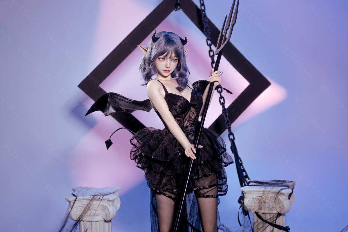 Bambola del sesso Campanula (Bezlya Doll 149 cm Coppa D 2.1 Silicone)