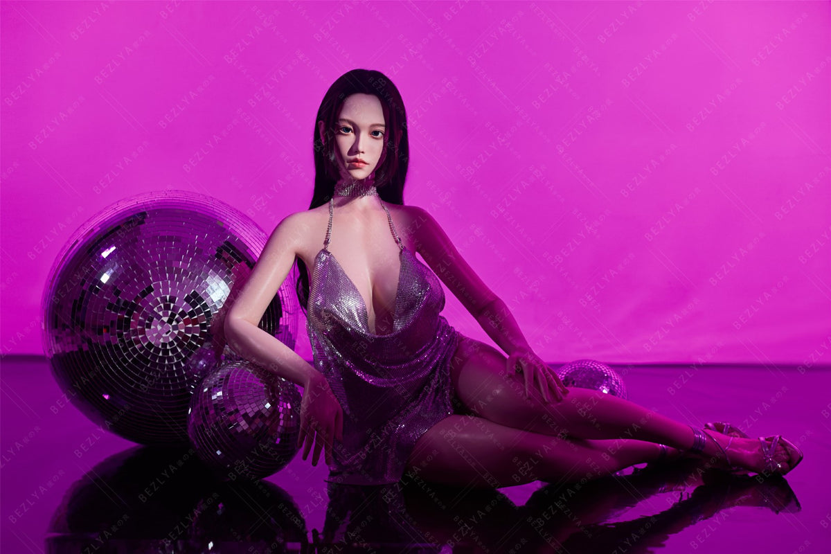 Ninfea bambola del sesso (Bezlya Doll 163 cm Coppa E 2.2CF Silicone)