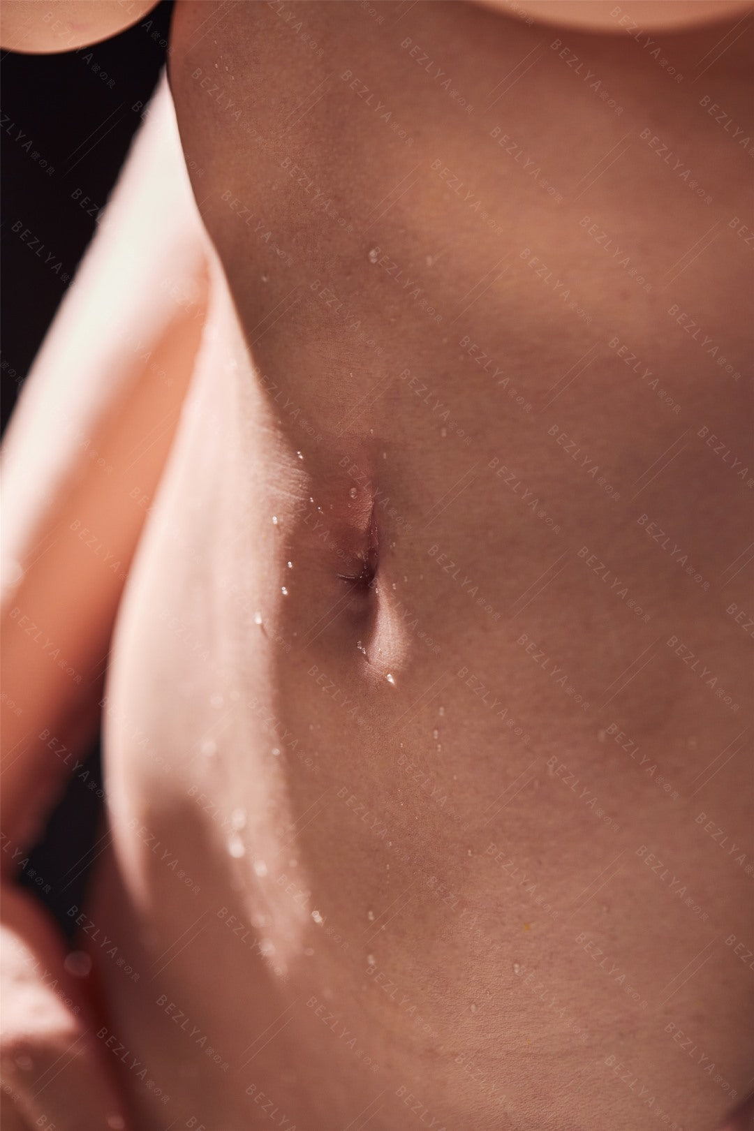 Naïmi poupée sexuelle (Bezlya Doll 168 cm F bonnet 2.2U Silicone)