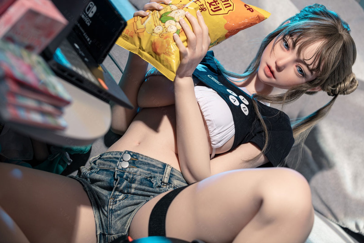 Campanule poupée sexuelle (Bezlya Doll 155 cm E-cup 2.2CF Silicone)