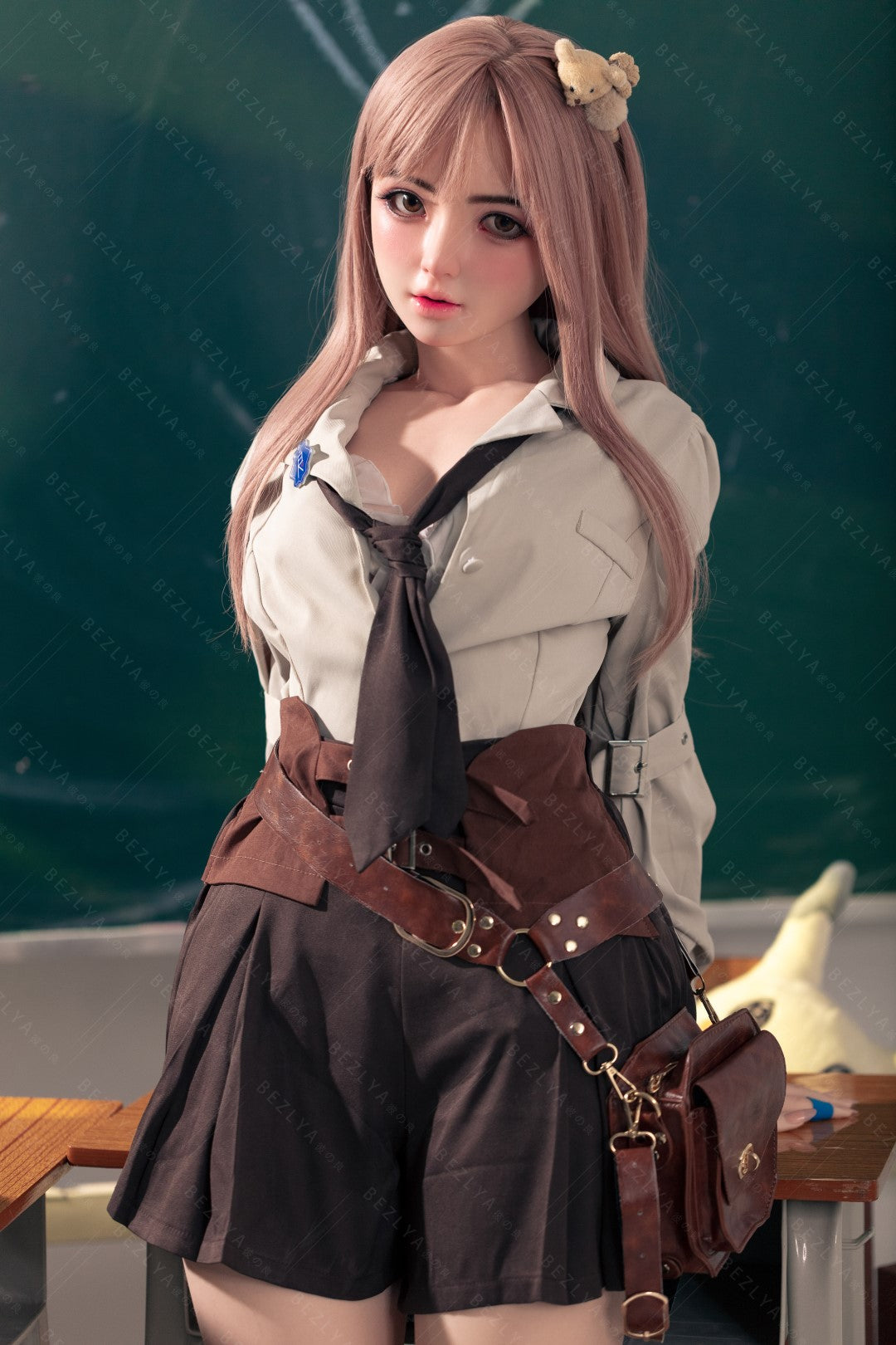 Bambola del sesso Convallaria (Bezlya Doll 155 cm Coppa B 2.1 Silicone)