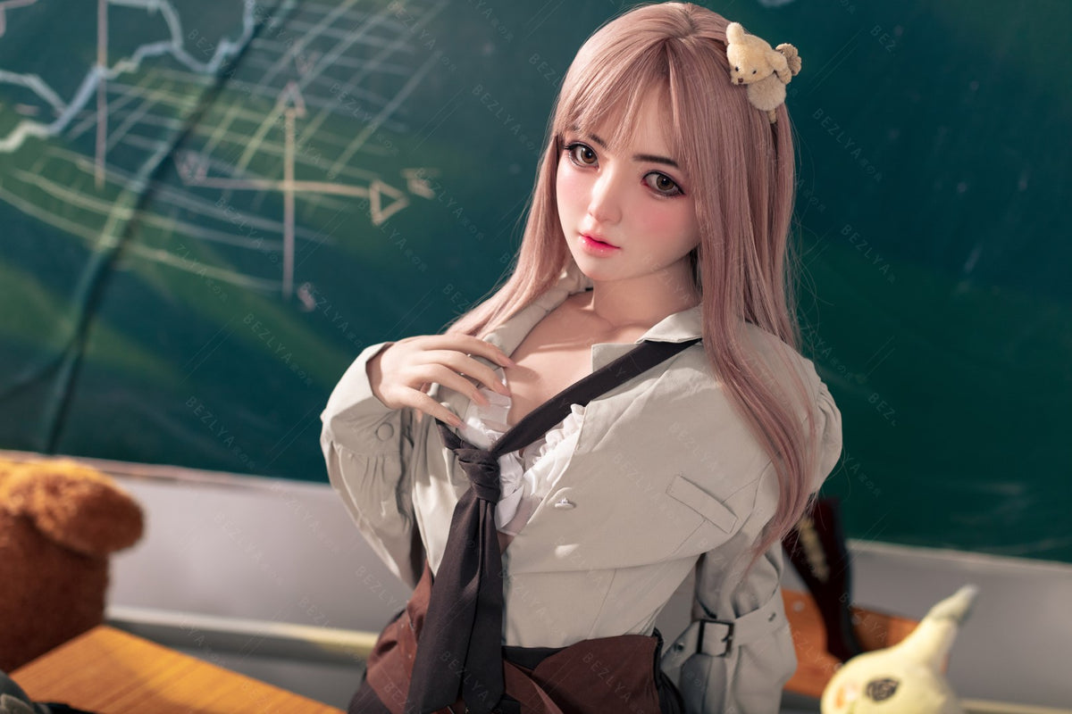 Bambola del sesso Convallaria (Bezlya Doll 155 cm Coppa B 2.1 Silicone)