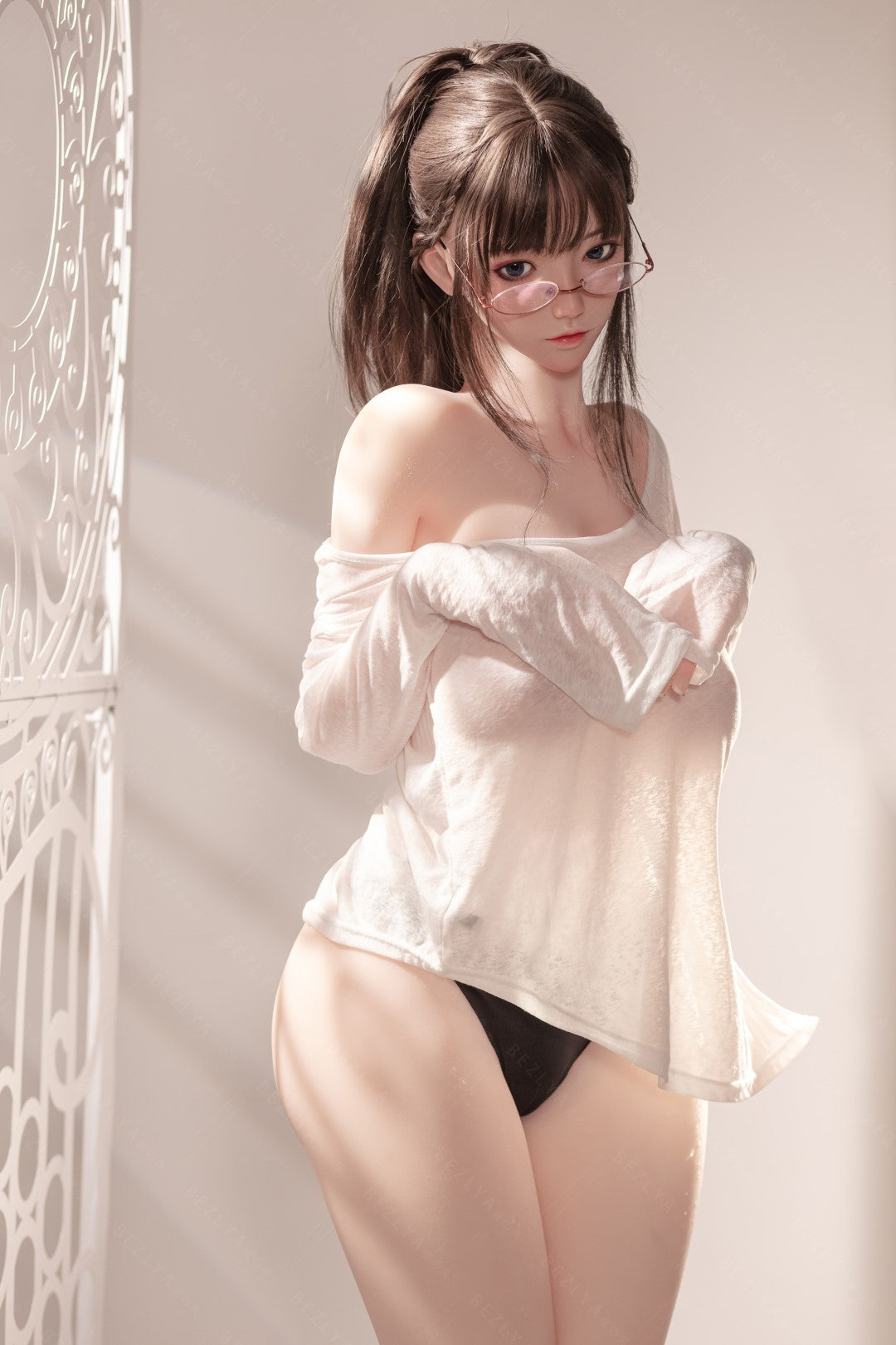 Cyrtenthère poupée sexuelle (Bezlya Doll Bonnet F 155 cm 2.0 TPE+Silicone)