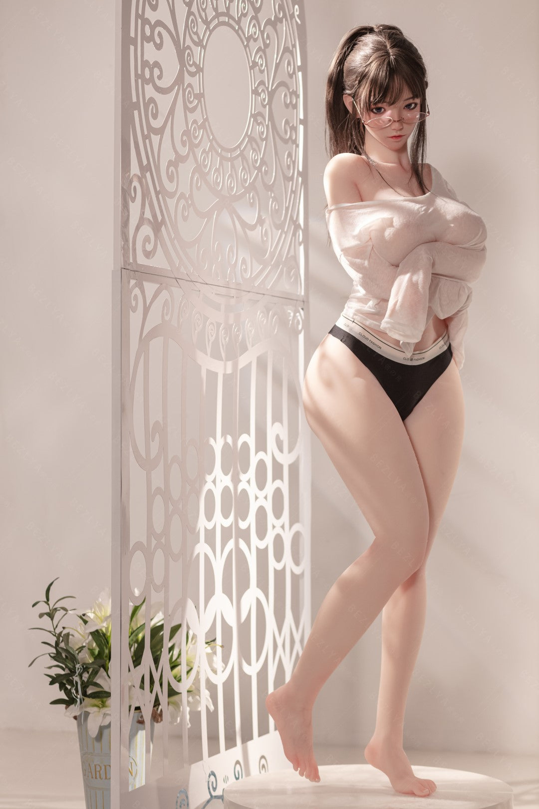 Cyrtenthère poupée sexuelle (Bezlya Doll Bonnet F 155 cm 2.0 TPE+Silicone)