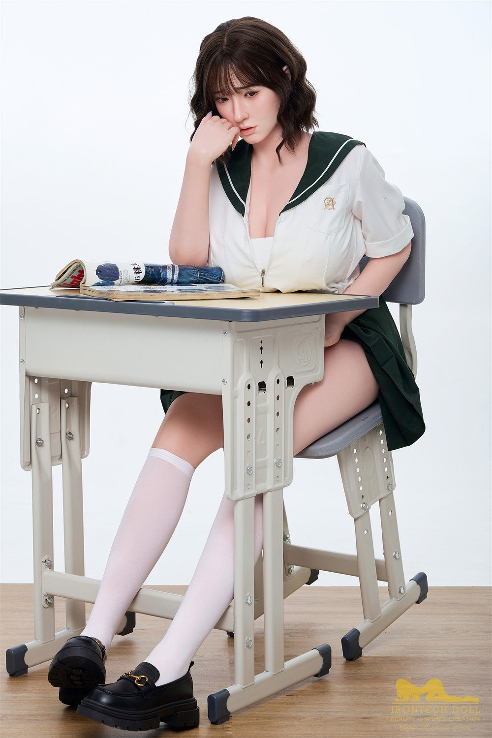 Betty Transexuelle poupée sexuelle (Irontech Doll 162 cm J-Kupa S7 (Silicone)