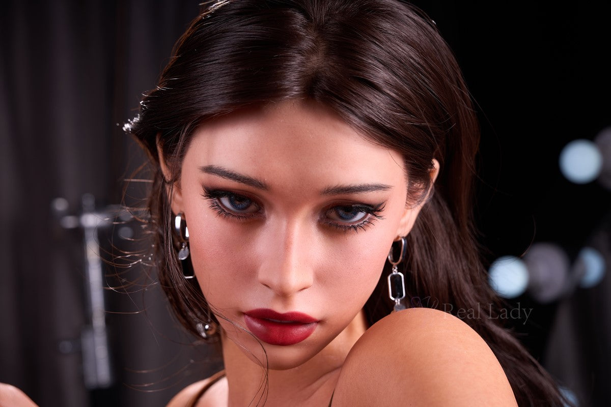 Hailey bambola del sesso (Real Lady 159 cm Coppa F R12 in silicone)
