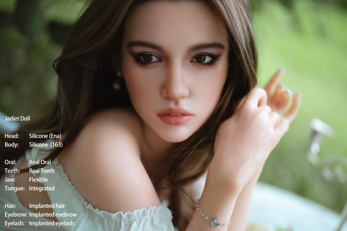 Ena bambola del sesso (Jarliet 163 cm Coppa D in silicone)