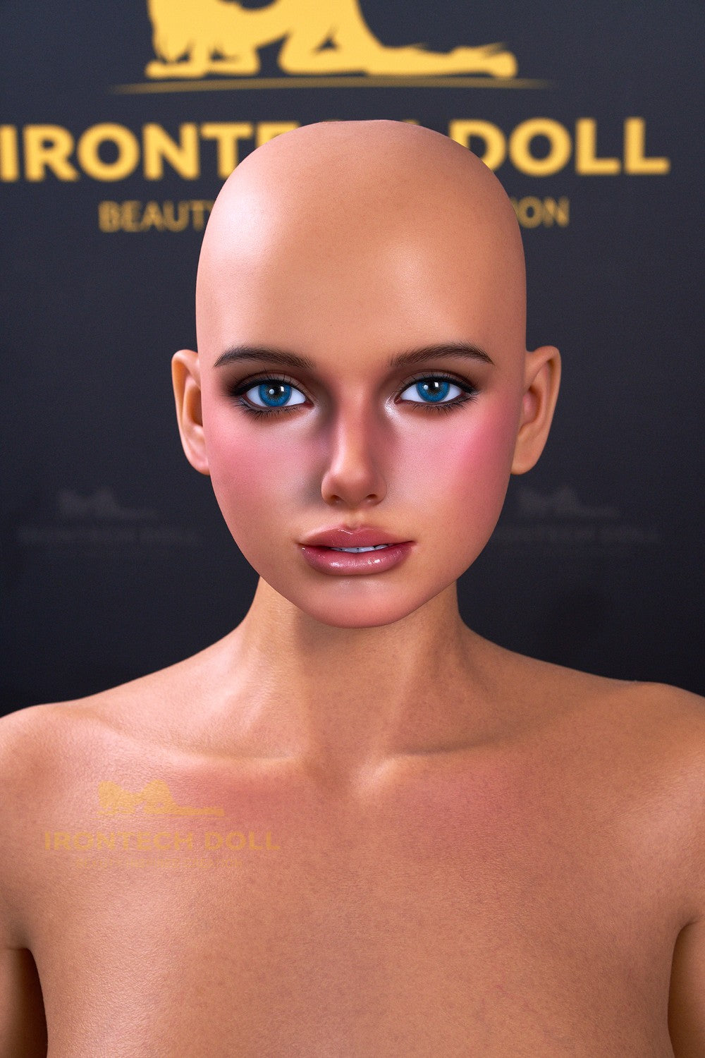 Luna Sexdocka (Irontech Doll 171cm D-Kupa S17 Silikon)