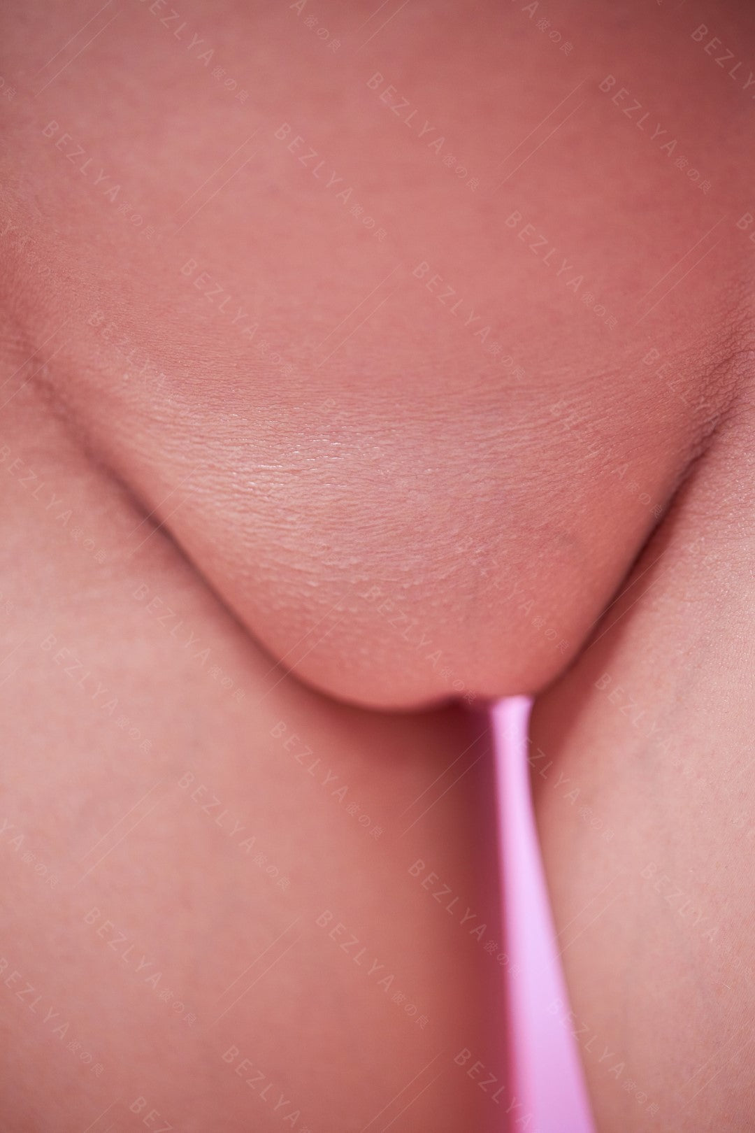 Campanule torse poupée sexuelle (Bezlya Doll 98 cm C-Cup 2.2U Silicone)