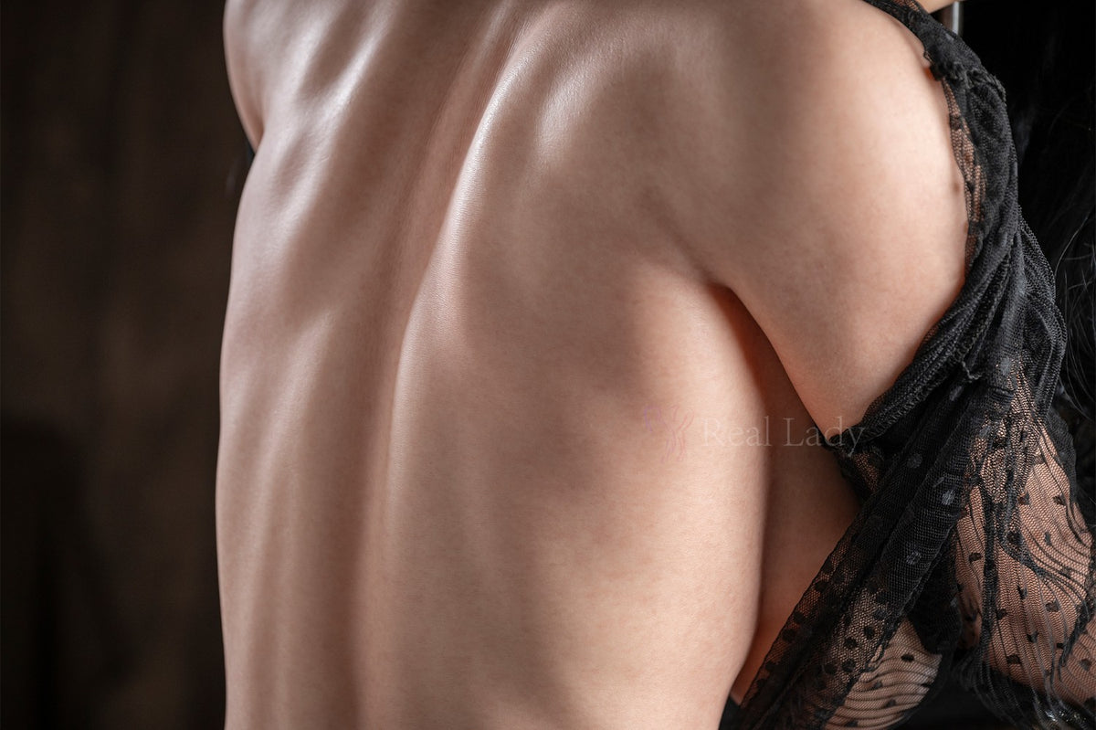 Hailey poupée sexuelle (Real Lady 159 cm F-Cup R12 Silicone)