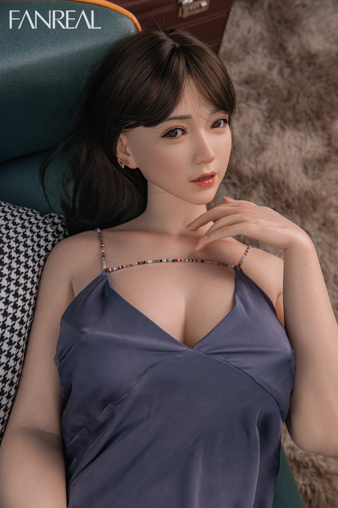 Xue BURSE SEX DOLL (FanReal Doll Silicone G-Cup da 95 cm)
