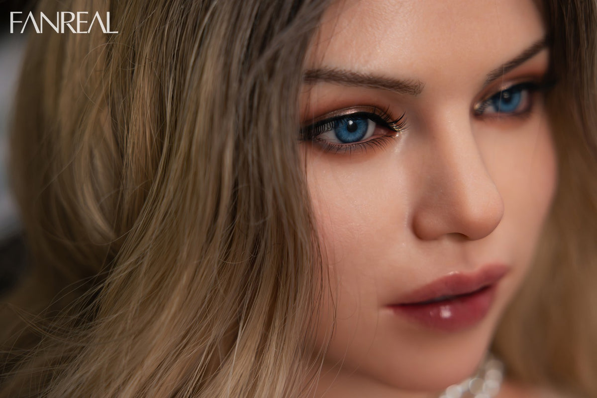 Torse de Carlee poupée sexuelle (FanReal Doll 95 cm G-cup Silicone) EXPRESS