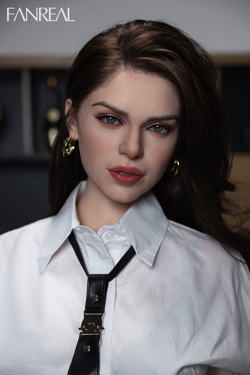 Gina poupée sexuelle (FanReal Doll 170 cm bonnet D en silicone)