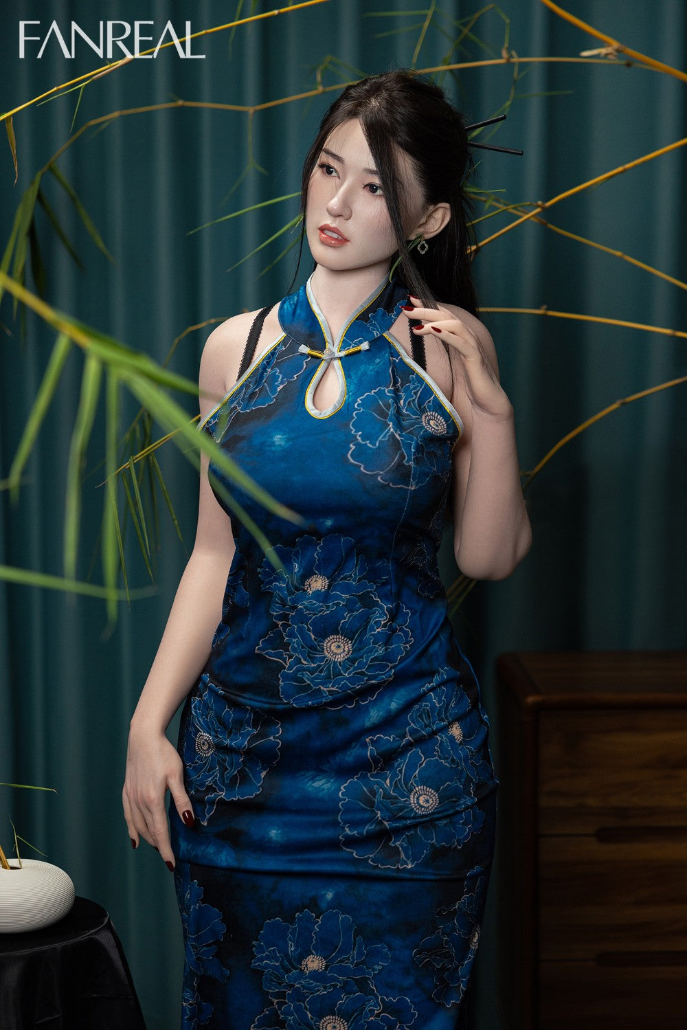 Faye poupée sexuelle (FanReal Doll 170 cm G-cup Silicone)