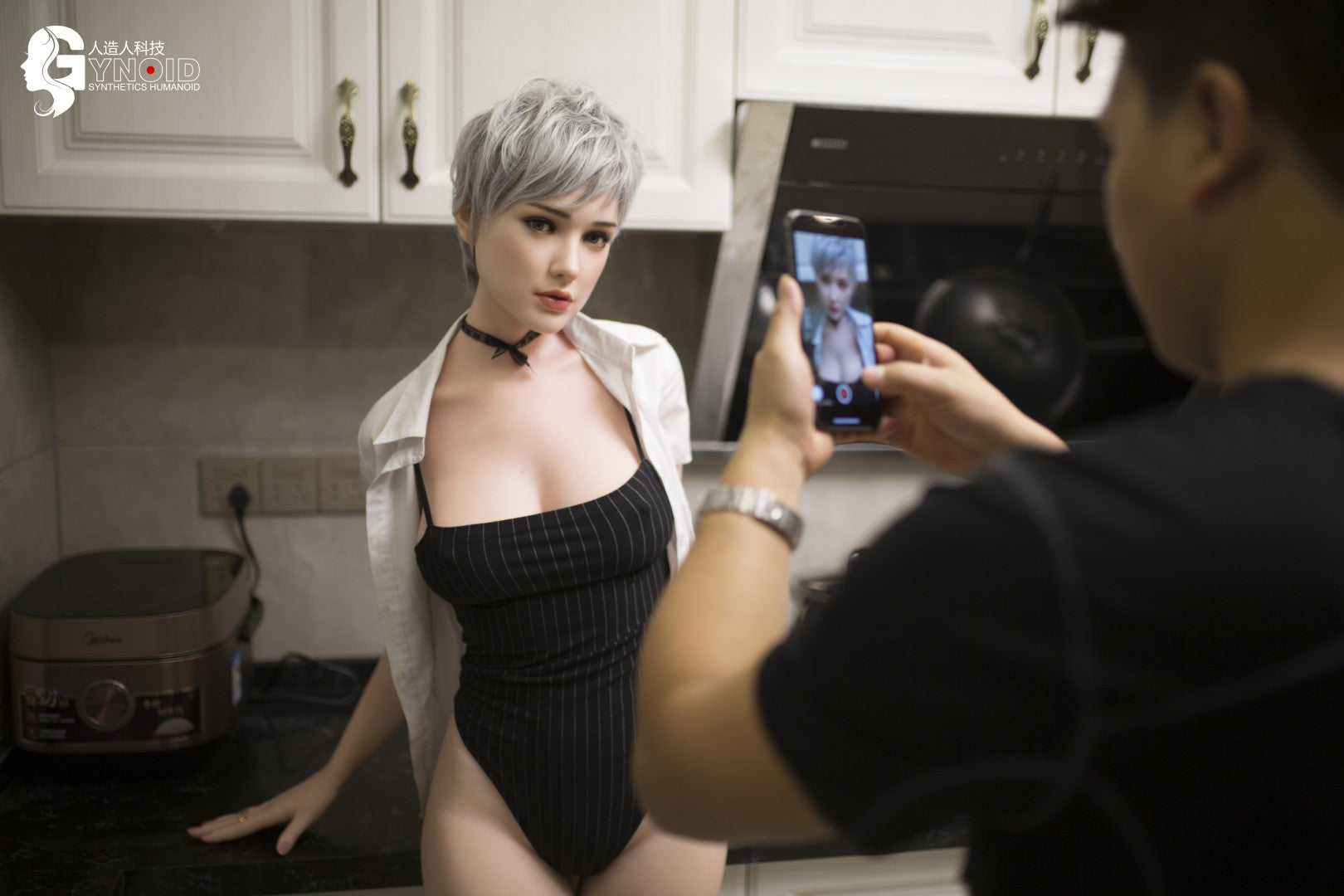 Sex Doll Laura Model 11 (Gynoid Doll 162 cm silicone e-cup)