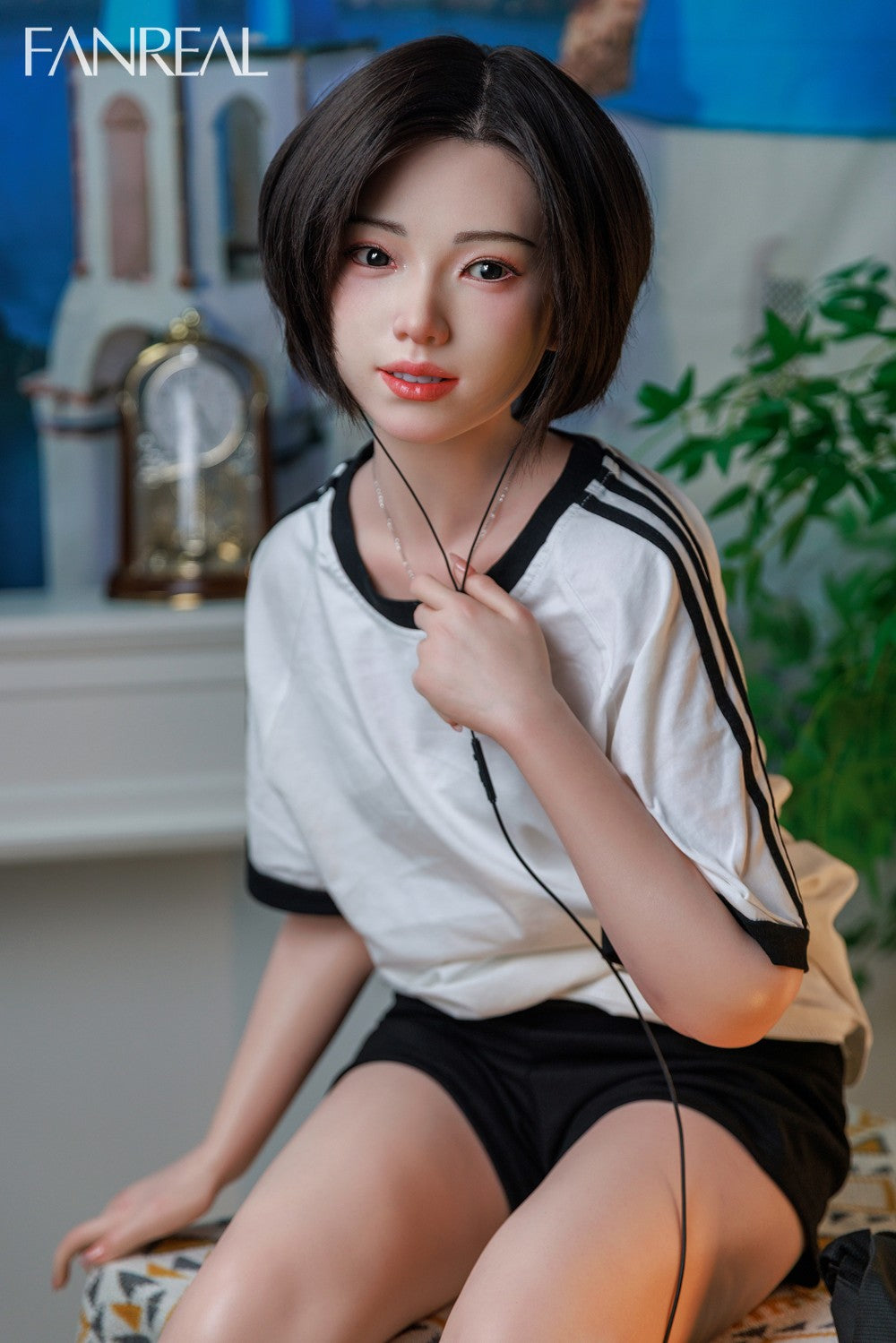 Molly Sex doll (FanReal Doll 153cm B-cup silicone)