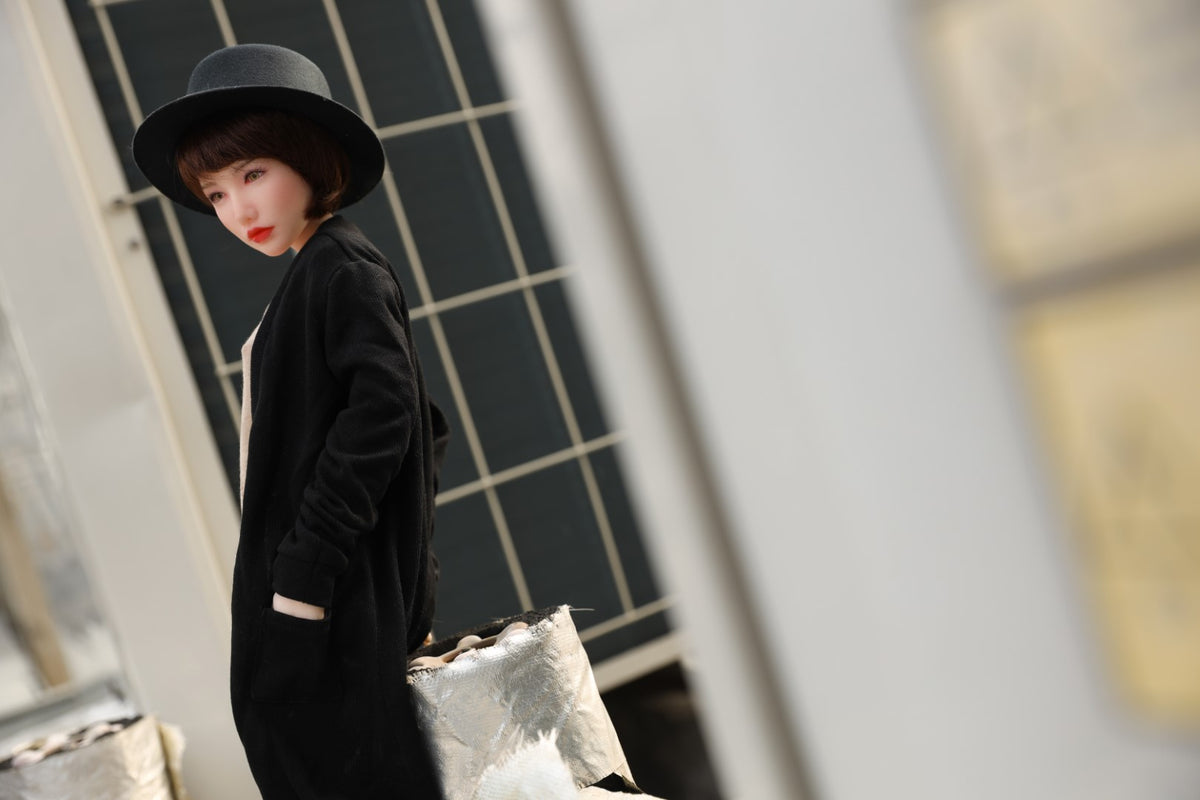 Réka poupée sexuelle (Climax Doll Mini bonnet B 60cm Silicone)