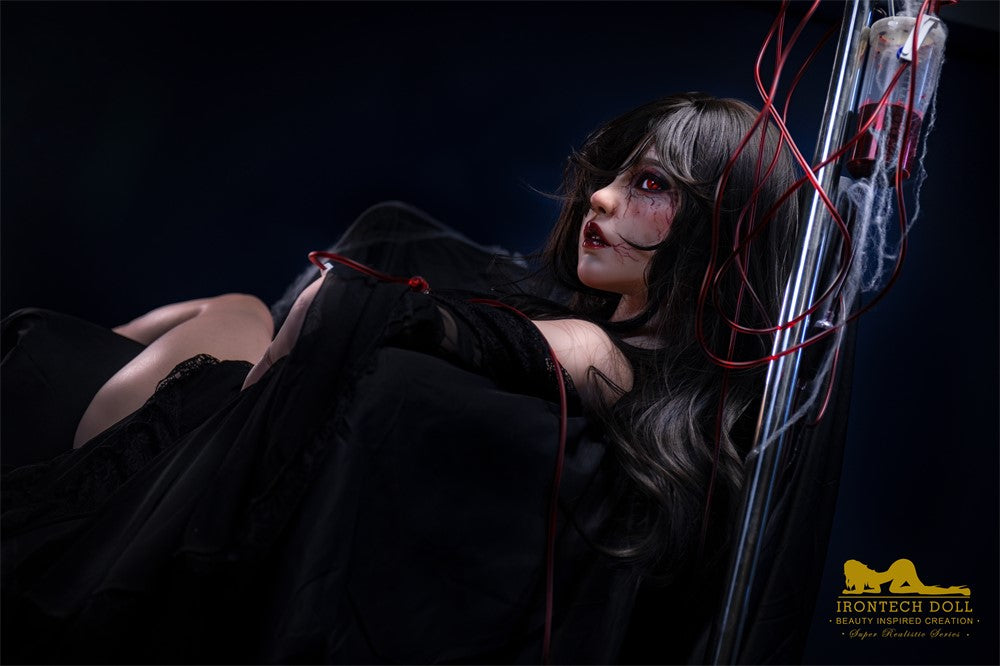 Bambola del sesso Shelly (Irontech Doll 167 cm Coppa E S40 Silicone)