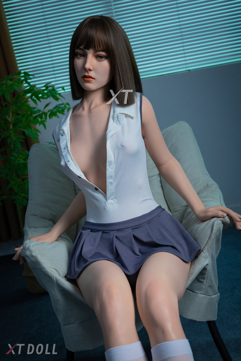 Bambola di sesso Irina (XT Doll 161 cm B-CUP #XT-18 Silicone)