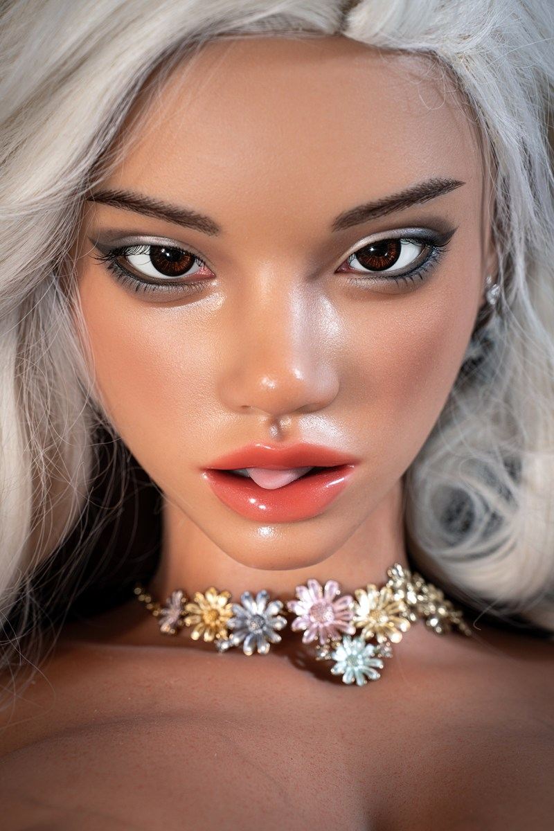 Rihanna bambola del sesso (FUDoll 162 cm F-Cup in silicone)