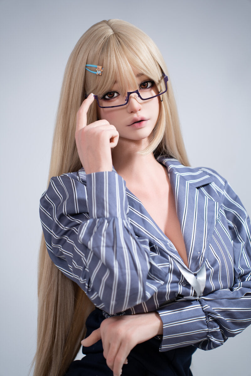 Liuwushuang bambola del sesso (FUDoll 157 cm H-Cup in silicone)