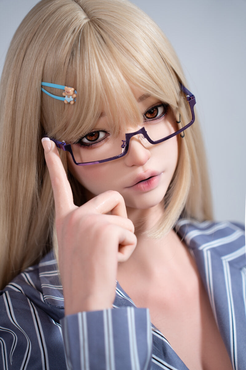 Liuwushuang bambola del sesso (FUDoll 157 cm H-Cup in silicone)