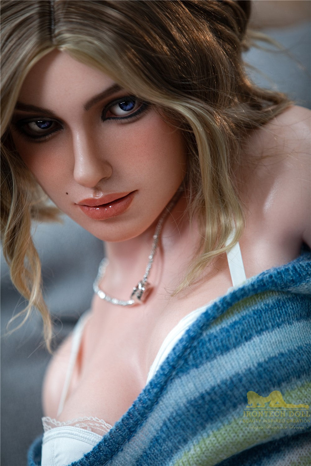 Lotta bambola del sesso (Irontech Doll 152 cm Coppa A S17 Silicone)
