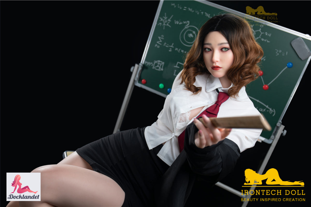 Karolina Sex doll (Irontech Doll 166cm b-cup S10 silicone)