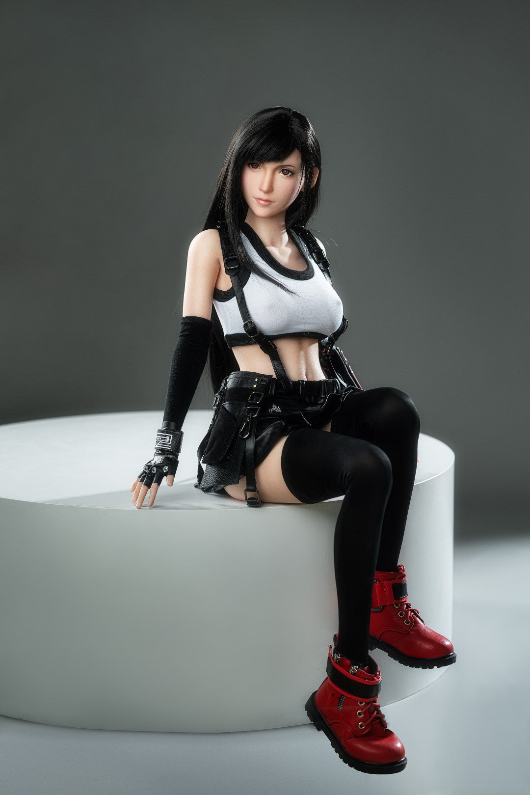 Tifa Mini poupée sexuelle (Game Lady 100 cm E-Cup N°03 Silicone)