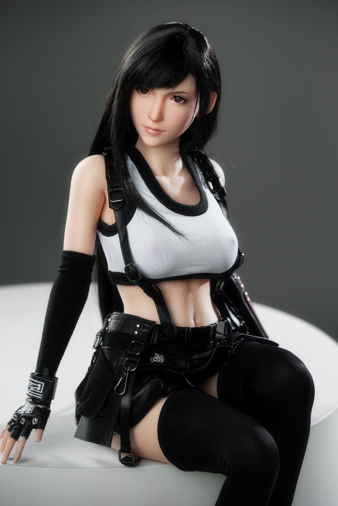 Tifa Mini poupée sexuelle (Game Lady 100 cm E-Cup N°03 Silicone)